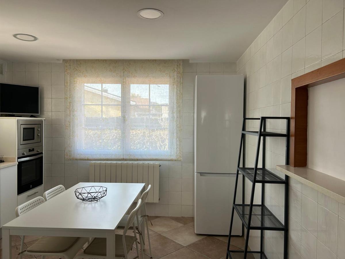 Willa Piscina De Sal Barbacoa Wifi, Parking Gratis, 3 Min Pga Casa El Roble Girona Zewnętrze zdjęcie