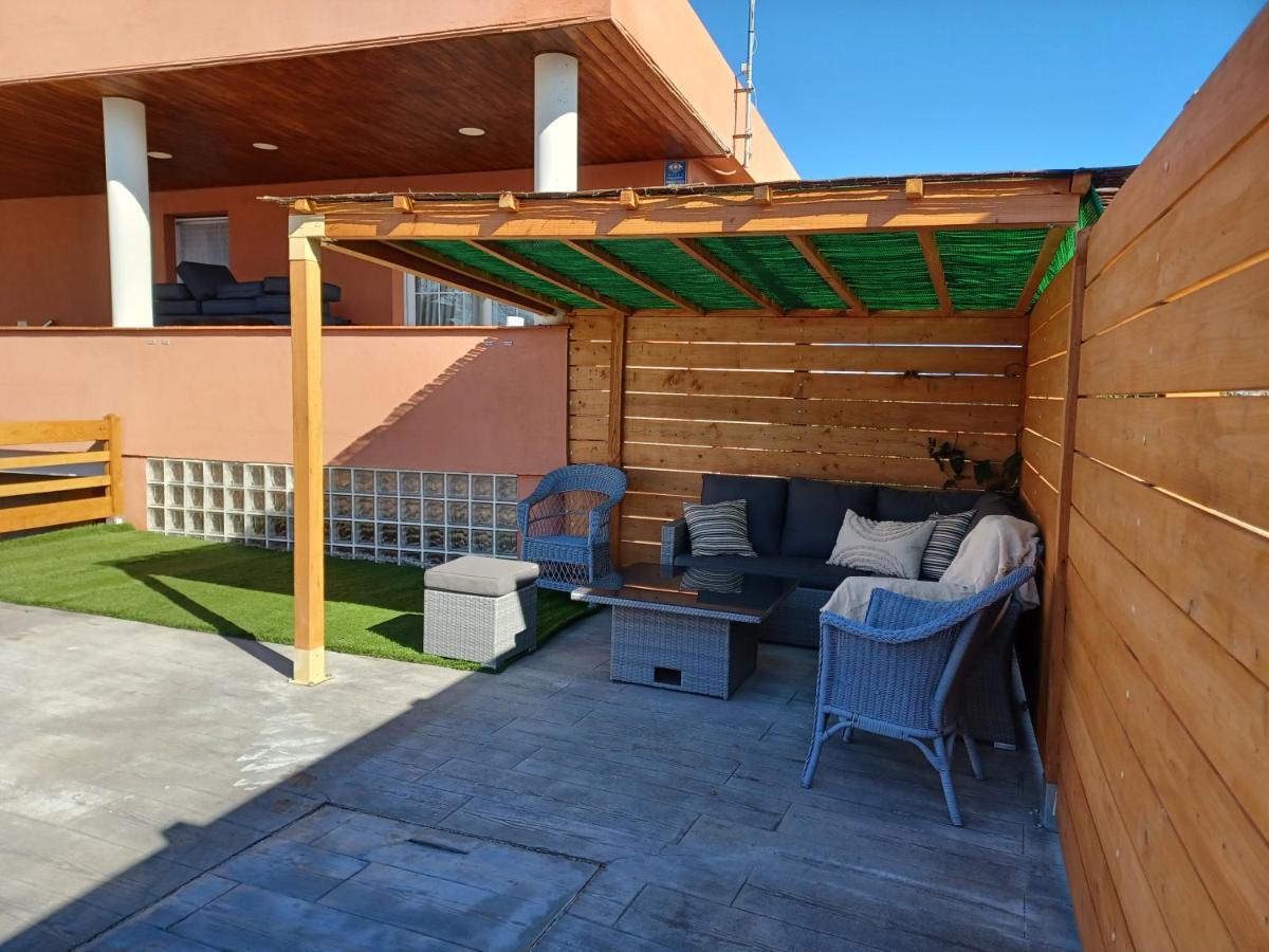Willa Piscina De Sal Barbacoa Wifi, Parking Gratis, 3 Min Pga Casa El Roble Girona Zewnętrze zdjęcie
