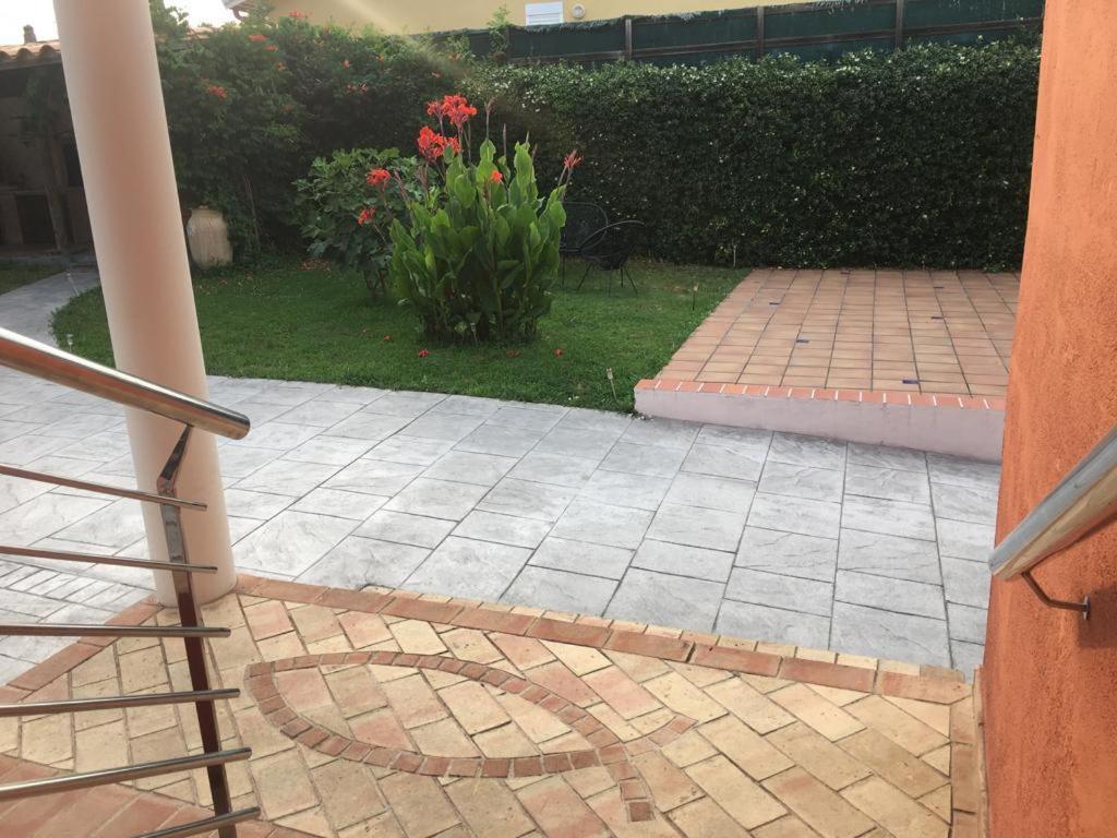 Willa Piscina De Sal Barbacoa Wifi, Parking Gratis, 3 Min Pga Casa El Roble Girona Zewnętrze zdjęcie